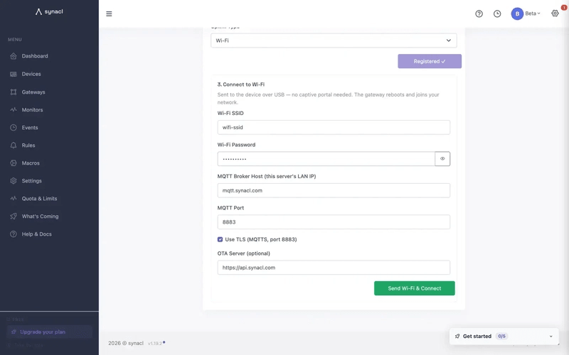 Add gateway 页面,第 3 步,Wi-Fi 表单已填写,Send Wi-Fi & Connect 按钮高亮。